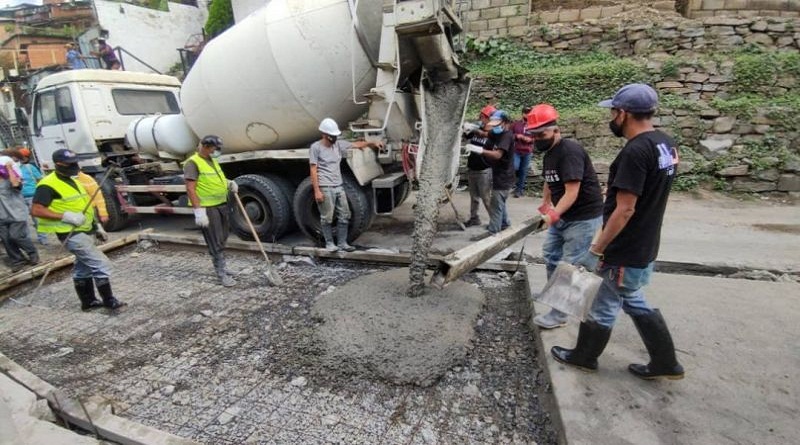 Desplegado el Plan Barrio Arriba en lo Concreto en Caracas