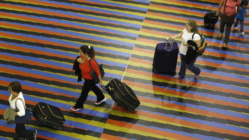 FRANCIA | flexibiliza requisitos sanitarios para viajeros venezolanos