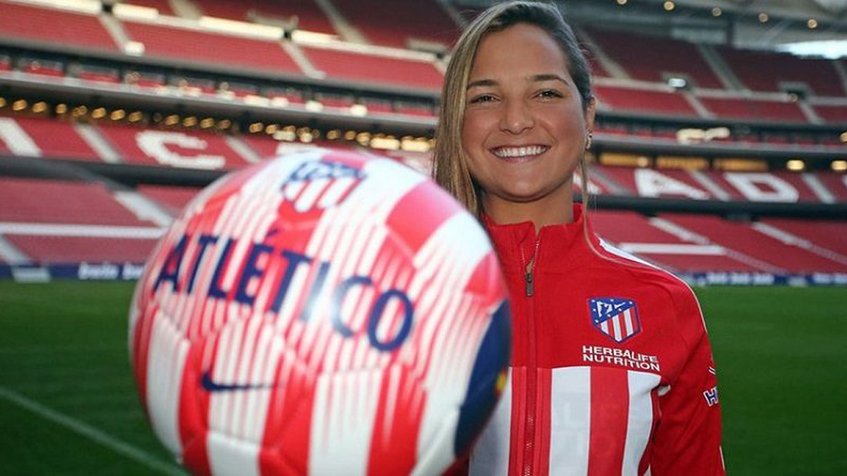Deyna Castellanos recibió premio Jugadora Cinco Estrellas