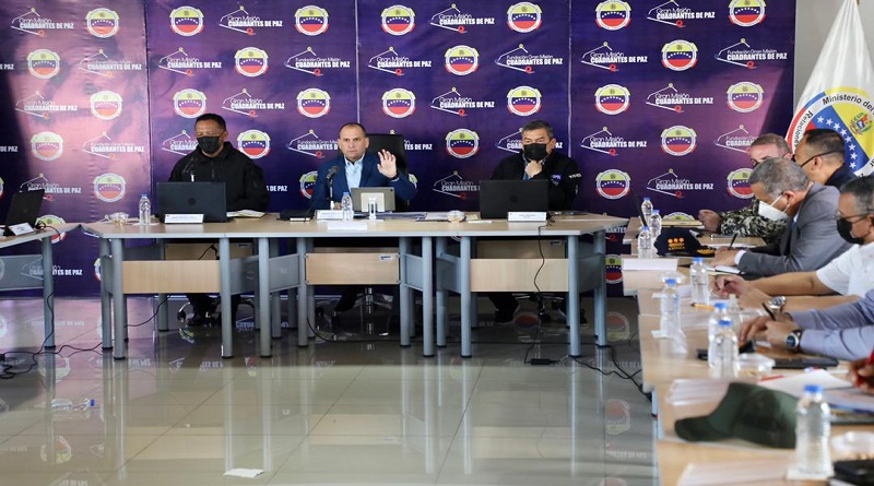 Coordinan estrategias con Secretarios de Seguridad Ciudadana