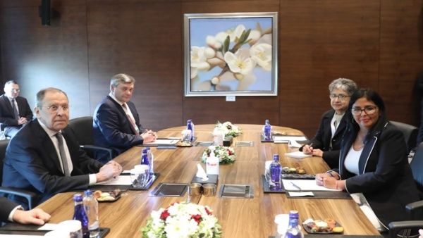 Venezuela y Rusia profundizan las relaciones bilaterales en Turquía