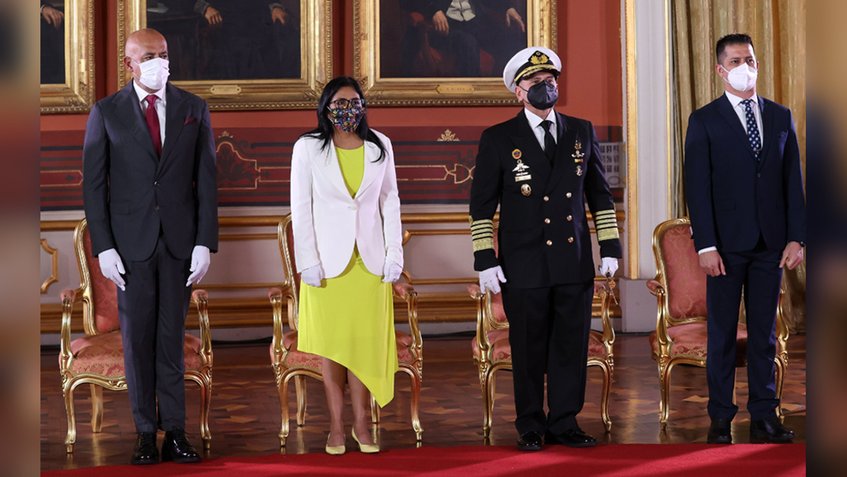 Vicepresidenta Delcy Rodríguez encabezó apertura del arca que contiene el Acta de la Independencia