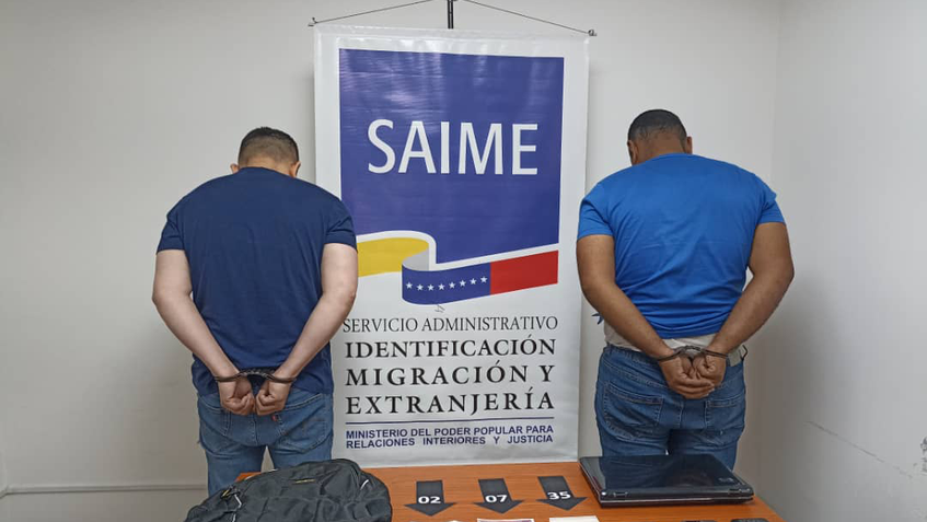 Detienen a dos ciudadanos en flagrancia con visas y prórrogas de pasaportes venezolanos