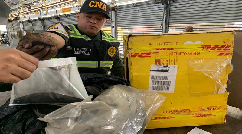 Incautan 107,710 Kg de cocaína impregnados en coque de petróleo