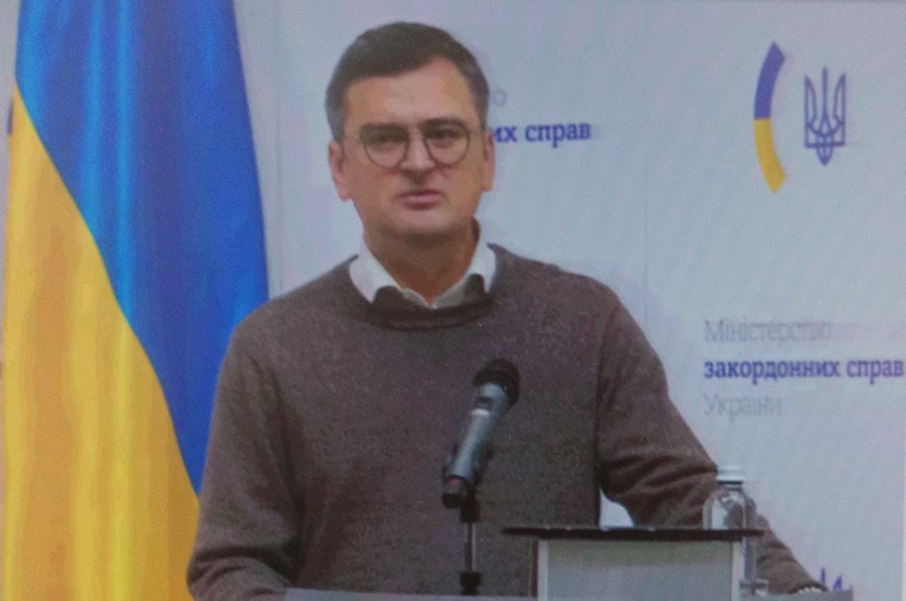 Ucrania refuerza la seguridad de todas sus embajadas tras la explosión en Madrid