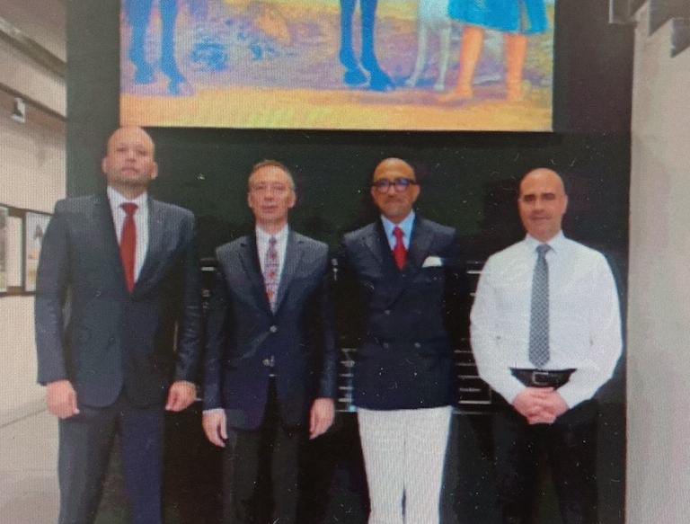 Antonio “El Potro” Álvarez visitó hipódromo en Turquía