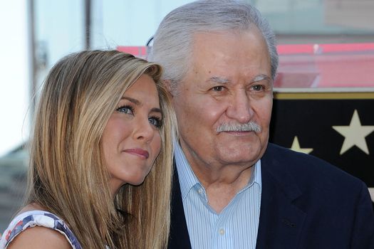 El padre de Jennifer Aniston, murió a los 89 años