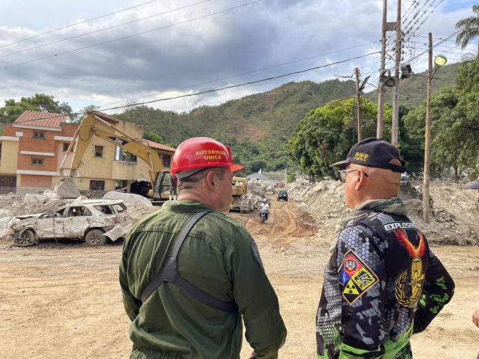 Establecen frentes de trabajo para reconstrucción de El Castaño