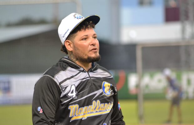 Yadier Molina arremetió contra la MLB