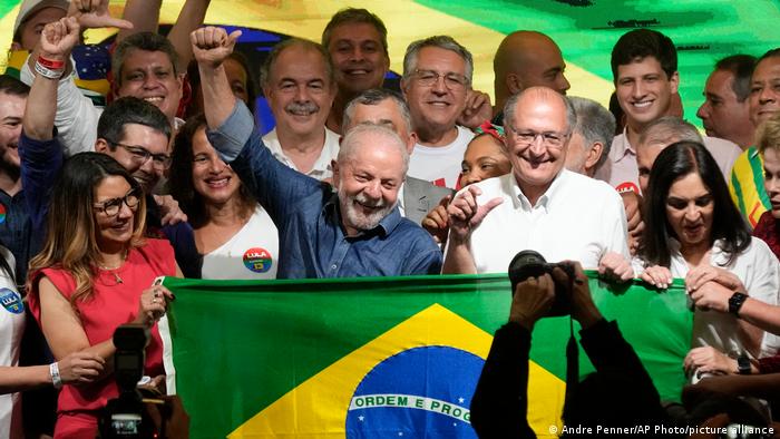 Brasil | Congreso aprobó gasto social de Lula da Silva