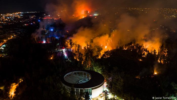 Chile confirma dos víctimas mortales en el incendio de Viña del Mar