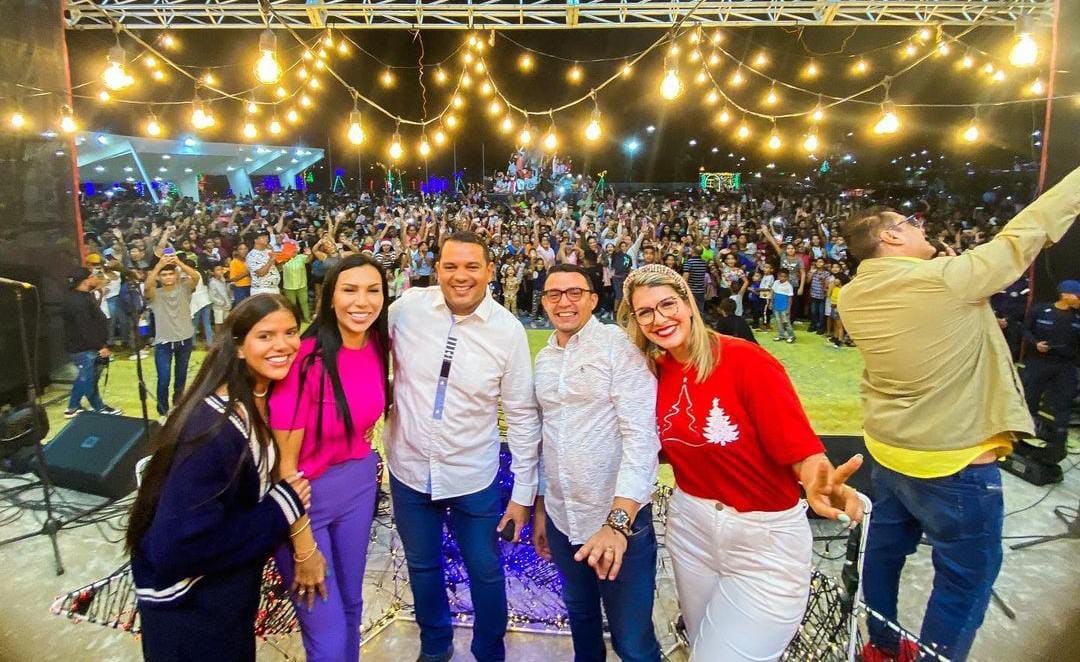 Falcón enciende la Navidad 2022 e inaugura la Zona Selfie más grande de Venezuela