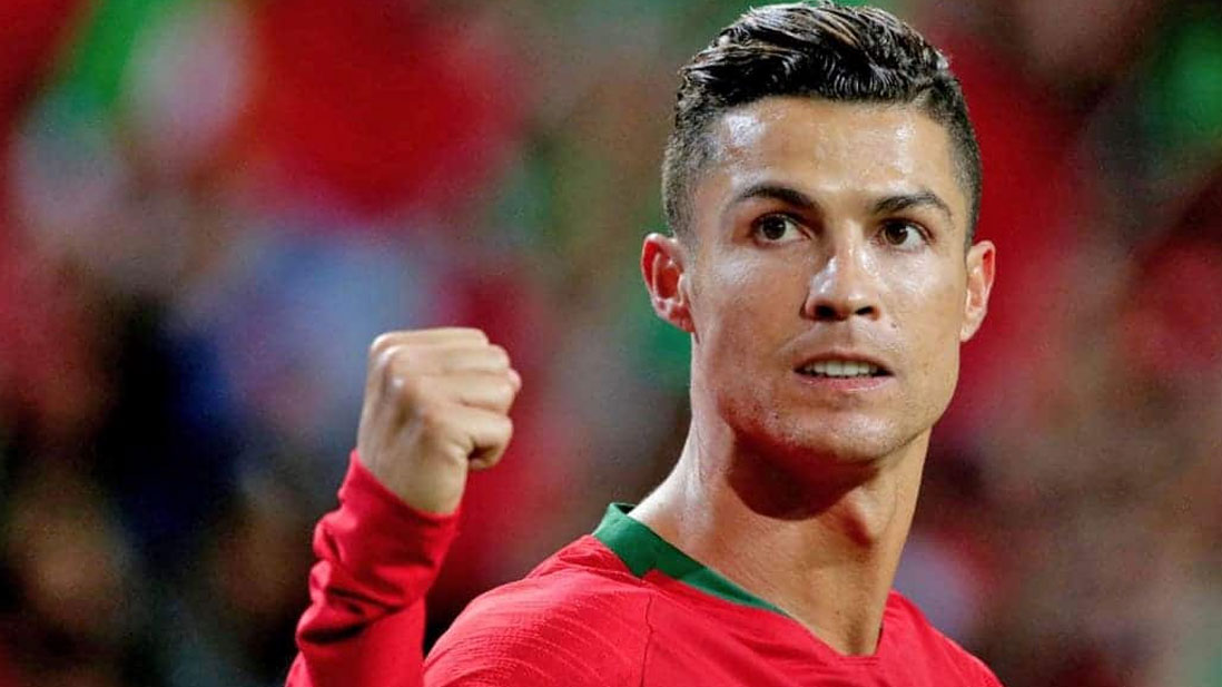 Georgina arremetió en contra del seleccionador de Portugal por dejar a Cristiano de suplente en la derrota con Marruecos