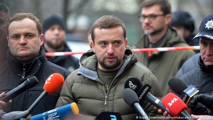 Ucrania | Destituciones y renuncias entre altos cargos en campaña contra la corrupción