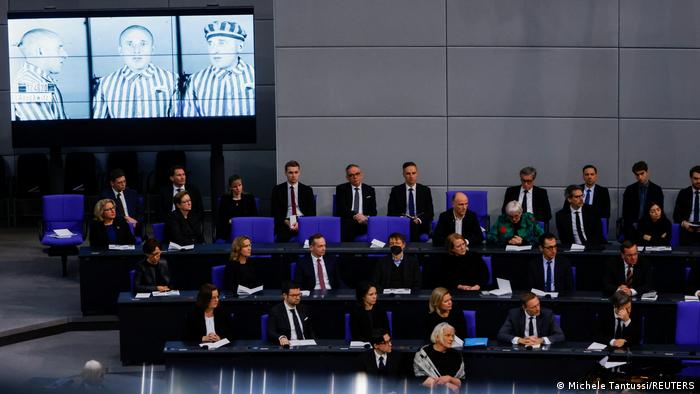 Alemania | Parlamento recuerda a minorías sexuales víctimas de la persecución nazi