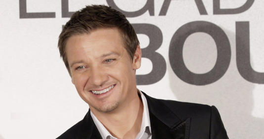 Jeremy Renner anunció en redes sociales que fue dado de alta