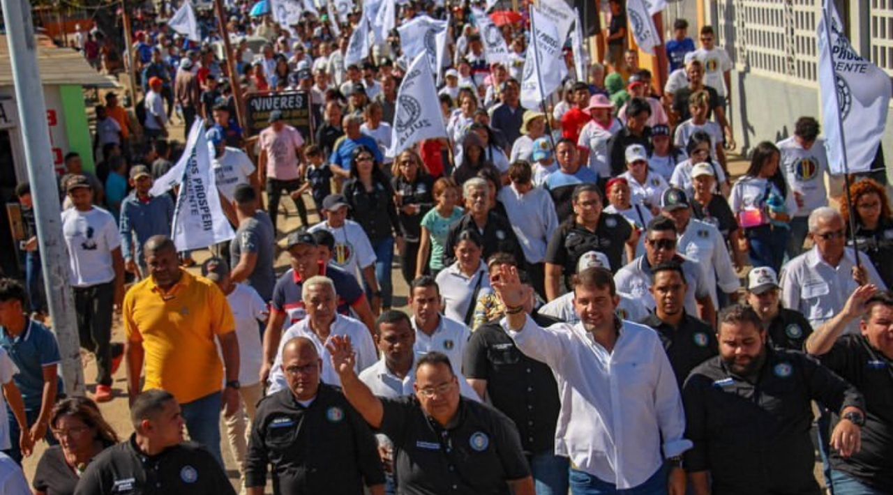 Carlos Prosperi visitó a Cabimas este 28E como parte de su gira 2023