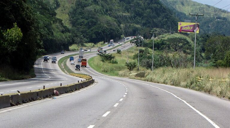 Realizarán mejoras viales en Autopista Regional del Centro