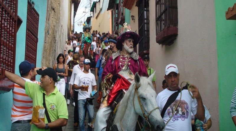 La Guaira celebró Cabalgata de Reyes número 64