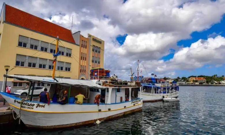 Venezuela y Aruba acuerdan a partir del 01 de mayo reabrir fronteras marítimas