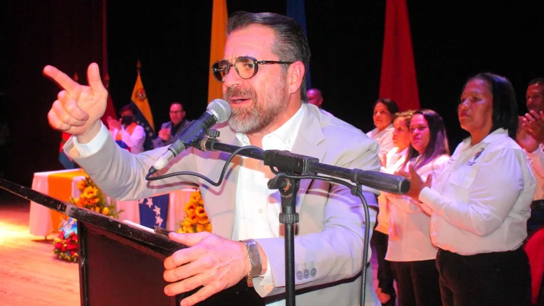 Gobernador Lacava: Batallaré para ayudar a la reelección del presidente Nicolás Maduro