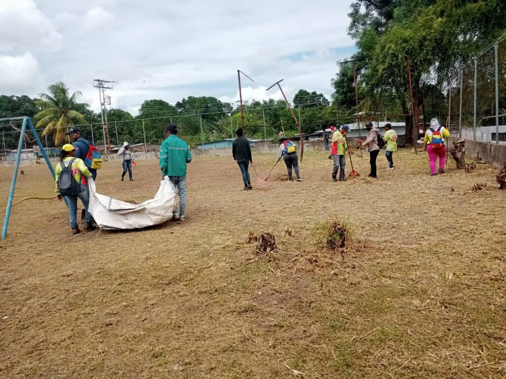Gobernación de Bolívar ejecutó jornadas de mantenimiento de instituciones educativas