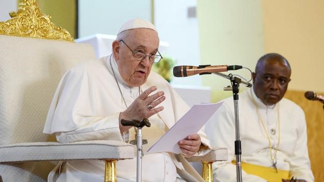 Papa Francisco: La dimisión de un papa no debe convertirse en una moda