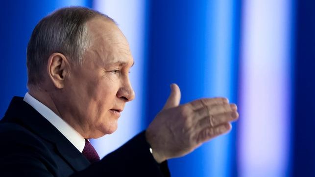 Vladimir Putin: Rusia lucha en Ucrania por sus tierras históricas