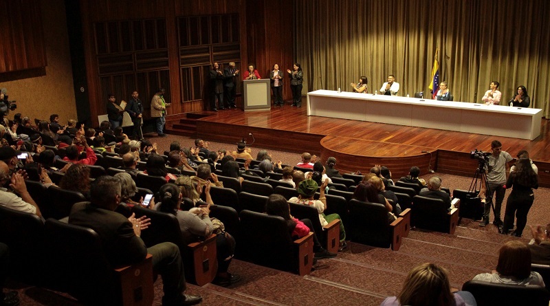 Reconocen labor de docentes de Caracas, La Guaira y Miranda