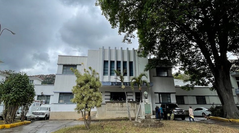 Donan insumos médicos al hospital El Algodonal