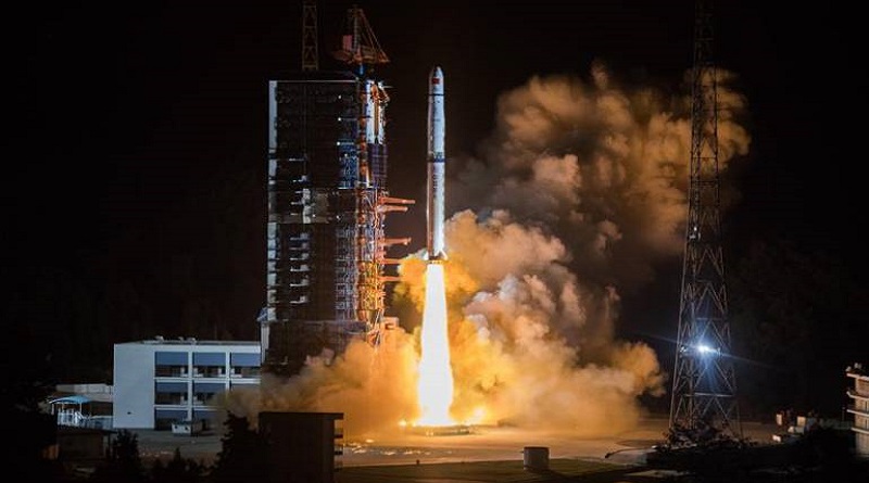 China desarrolla programa de exploración lunar