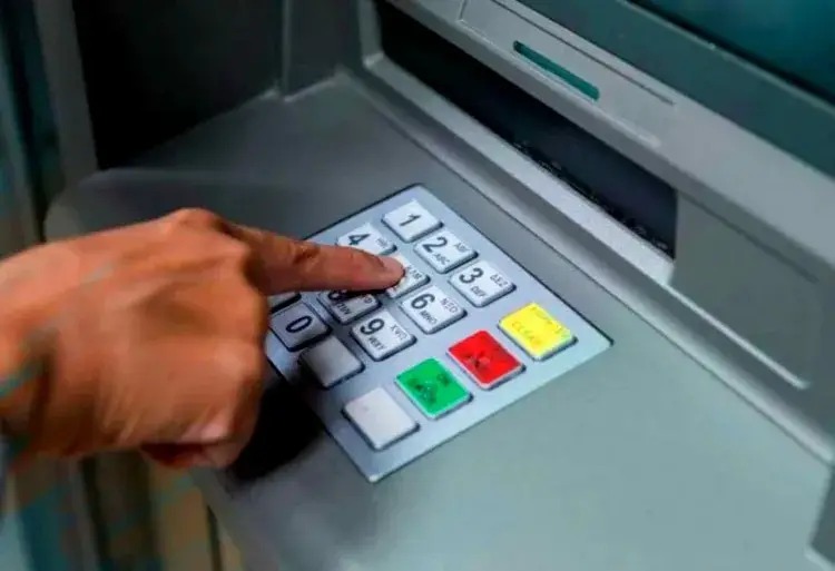 Banesco y Mercantil aumentaron límites en sus transacciones en cajeros y pago móvil