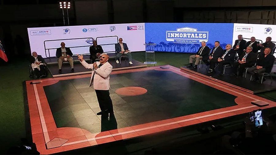 Oscar D’ León recibió reconocimiento especial