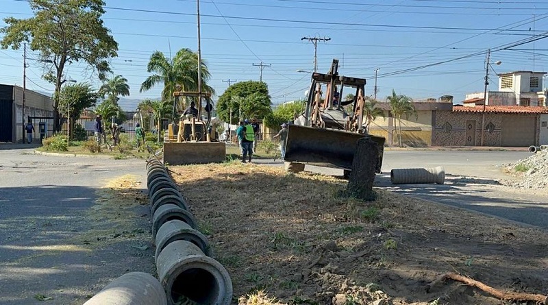 Reparan colectores de aguas servidas en la parroquia Cagua estado Aragua