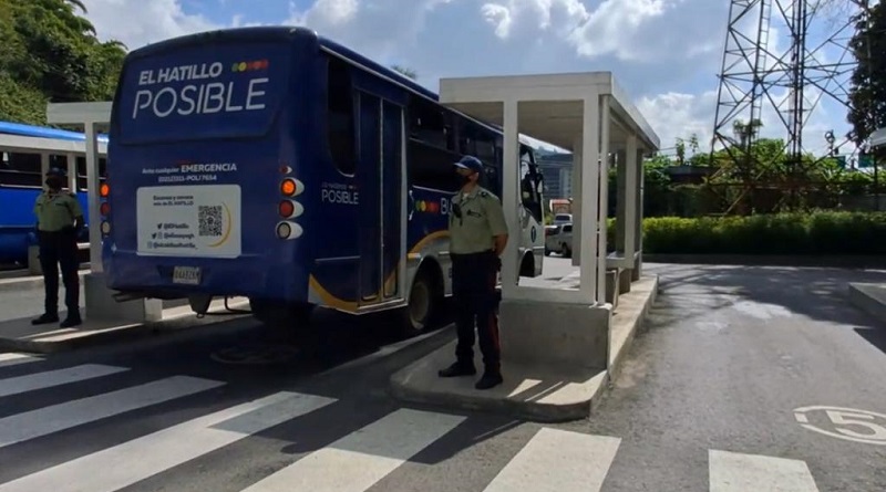 Elías Sayegh: El sistema de transporte Bus El Hatillo ha trasladado a 74.751 pasajeros