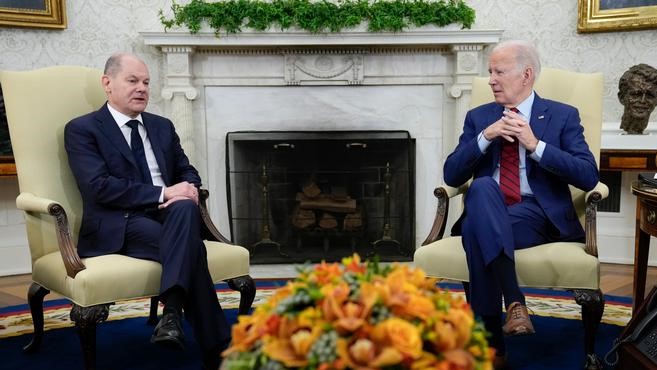 EEUU enviará 400 millones de dólares más en armas a Ucrania