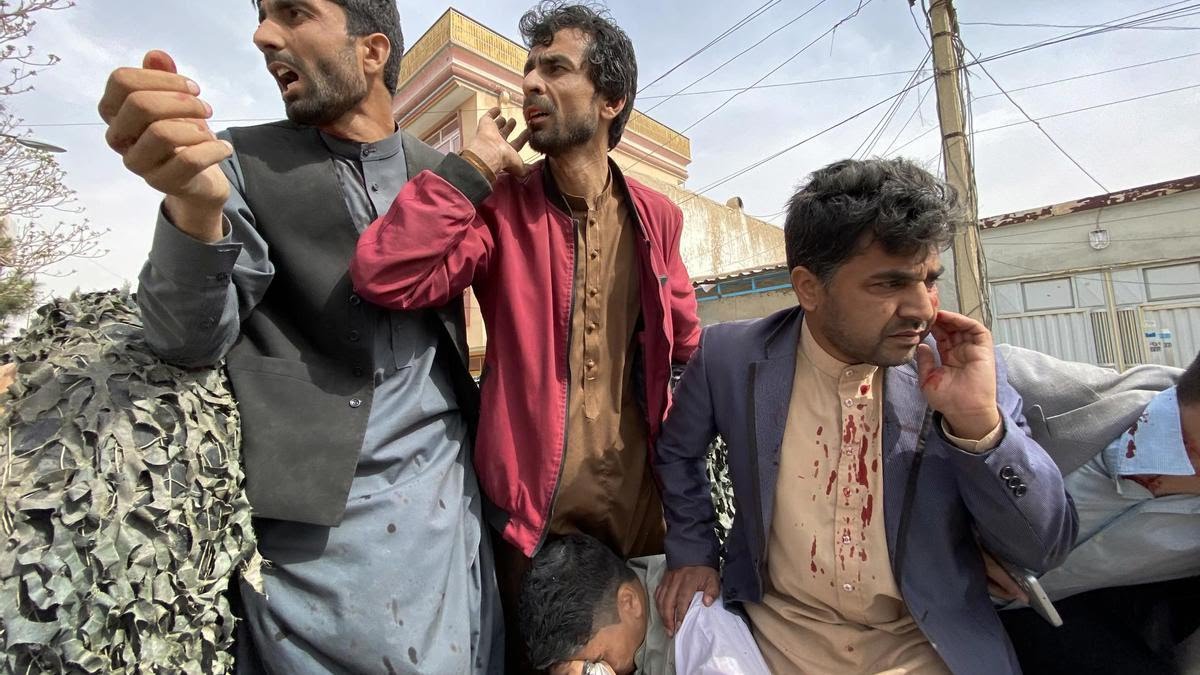 Un muerto y ocho heridos tras un atentado contra periodistas en Afganistán
