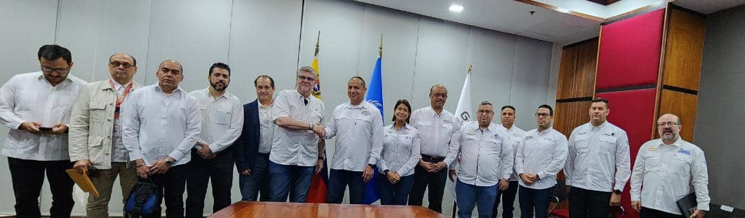 Firman acuerdo de integración técnica entre las autoridades aduaneras, portuarias y marítimas del país