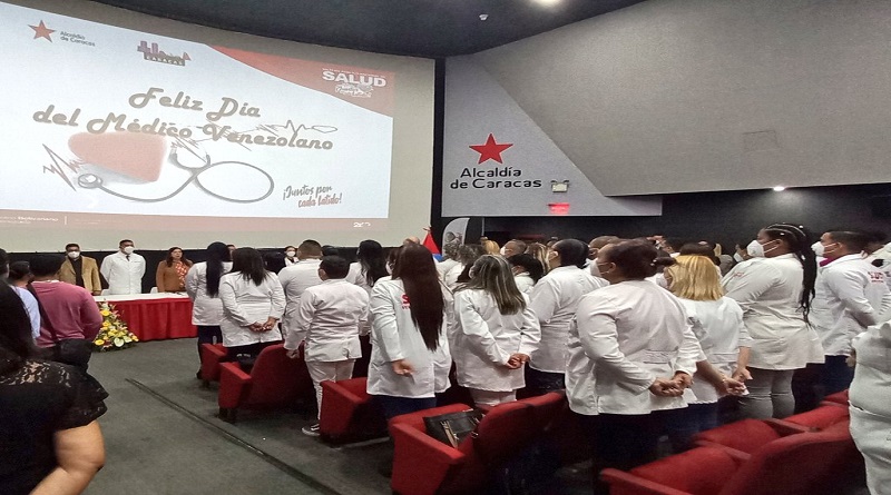 Más de tres mil médicos en Caracas recibieron reconocimientos
