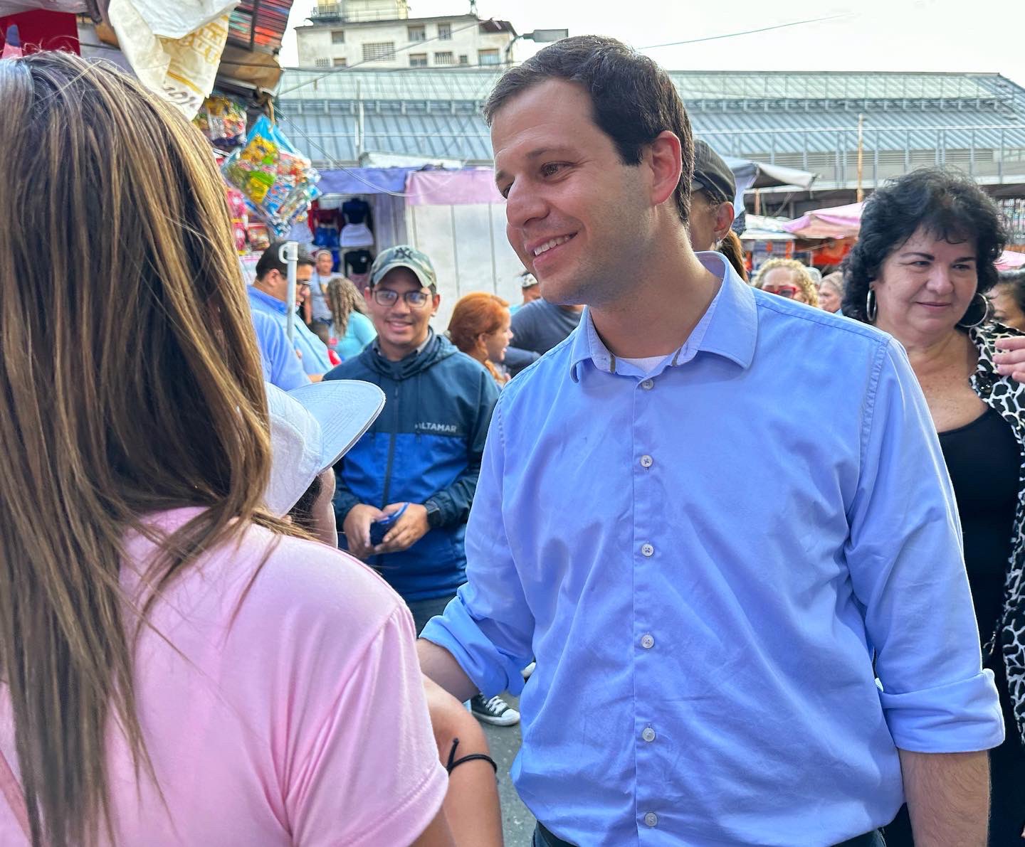Elías Sayegh: Hoy cada venezolano es protagonista de este momento histórico