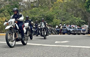 La imagen tiene un atributo ALT vacío; su nombre de archivo es FslLgbTWIAIqKmN.jpg