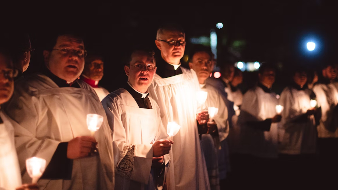 El papa Francisco: No hay contradicción para que un sacerdote se pueda casar