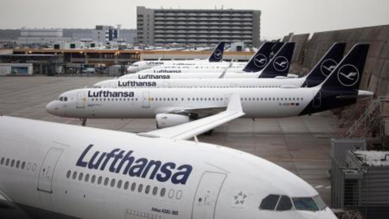 Huelgas para reclamar mejoras salariales paralizan 4 aeropuertos alemanes