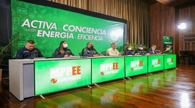 Autoridades evalúan Plan Estratégico del Sistema Eléctrico Nacional con sus 10 vértices