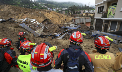 Un gigantesco alud dejó al menos 7 fallecidos y 64 desaparecidos en Ecuador
