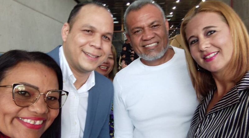 Docentes investigadores de Falcón recibieron Premio Nacional de Investigación Educativa «Simón Rodríguez»