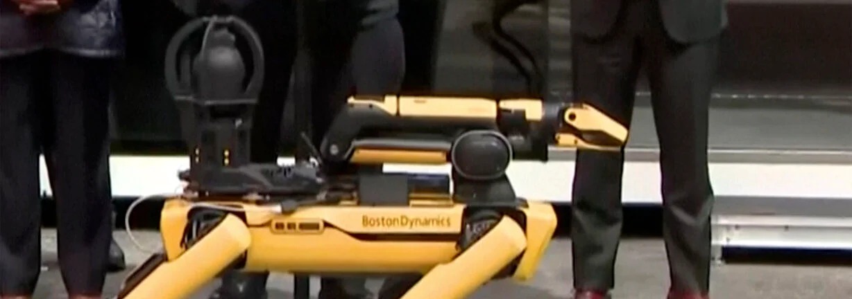 Nueva York ‘ficha’ a Digidog, el perro robot policía que combatirá el crimen junto a la Policía