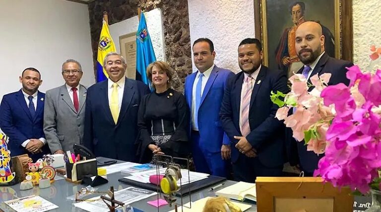 Clez celebró el XX Aniversario de la Universidad “Dr. José Gregorio Hernández”