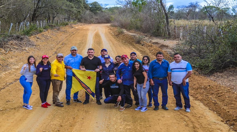 Rehabilitan vialidad para el impulso de la actividad agrícola en Anzoátegui