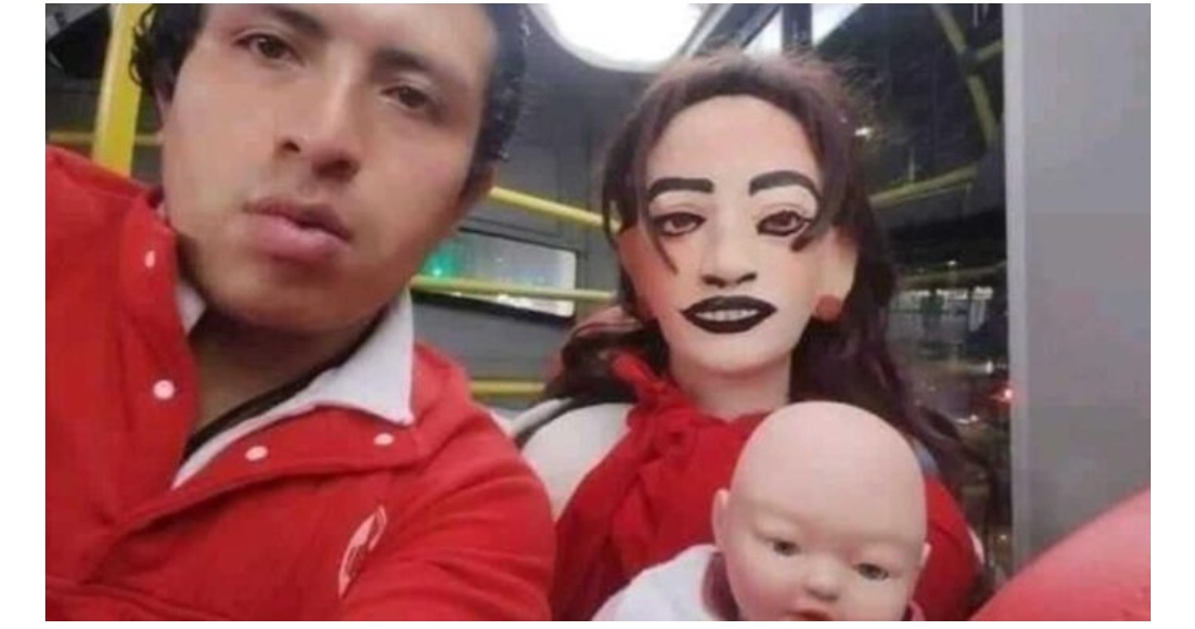 Viral|Un jóven llamó a una ambulancia para atender a su ‘novia’ de trapo